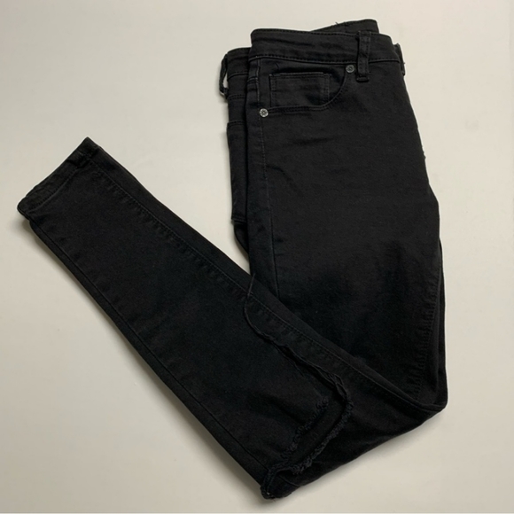 UNIF Push Black Distressed Skinny Jeans - Picture 3 of 9